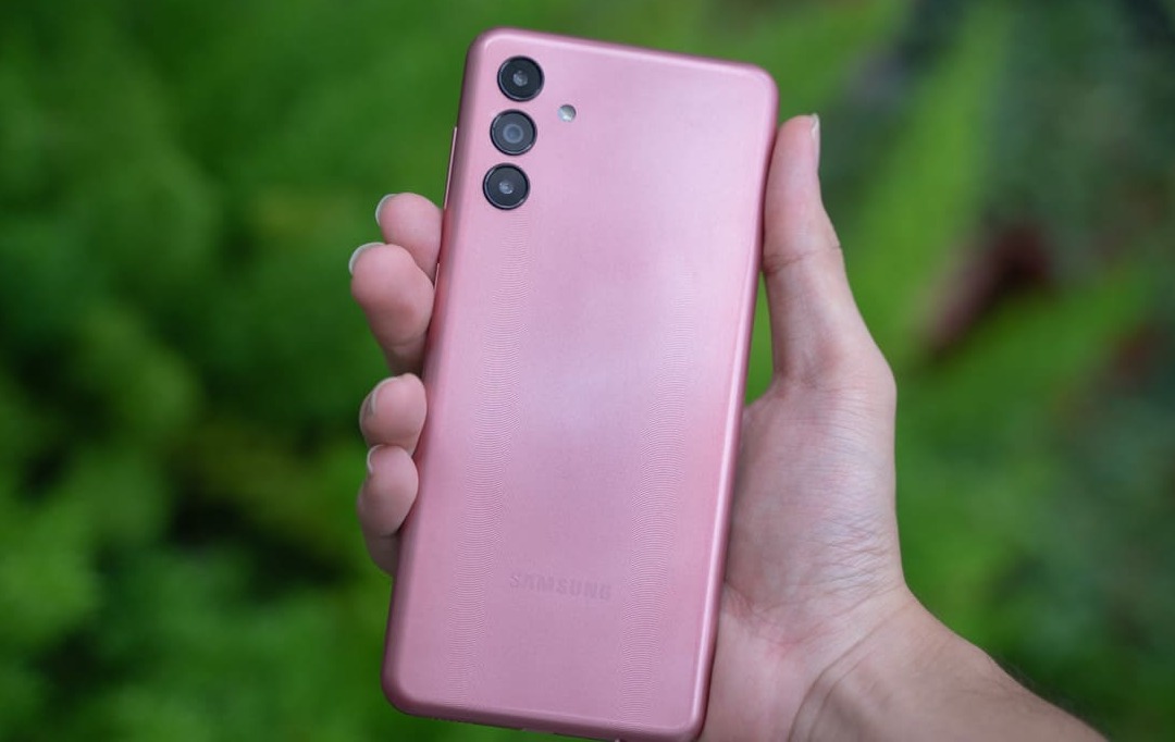 Đánh giá Samsung Galaxy A04s về thiết kế