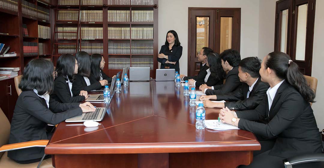 Văn phòng luật sư - Luật Vạn Tín