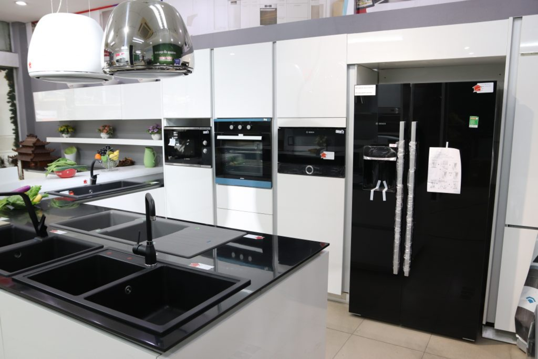 Chức năng và tính năng của bếp từ Electrolux và Perfect