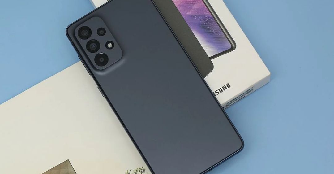 Đánh giá Samsung Galaxy A73