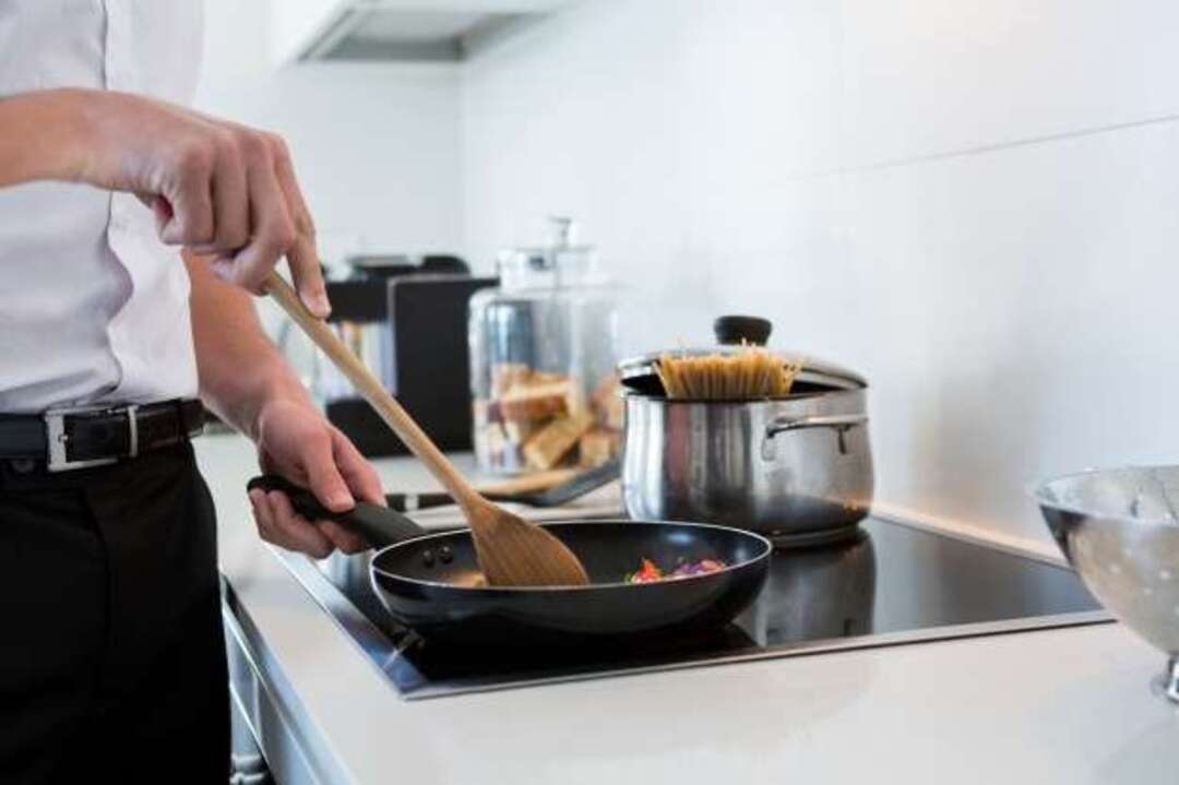 Thiết kế và kiểu dáng của bếp từ Bosch và Sunlife