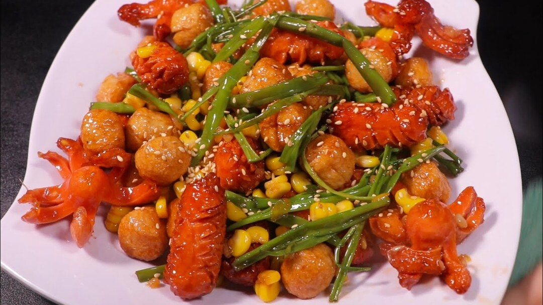 Cá viên chiên nước mắm