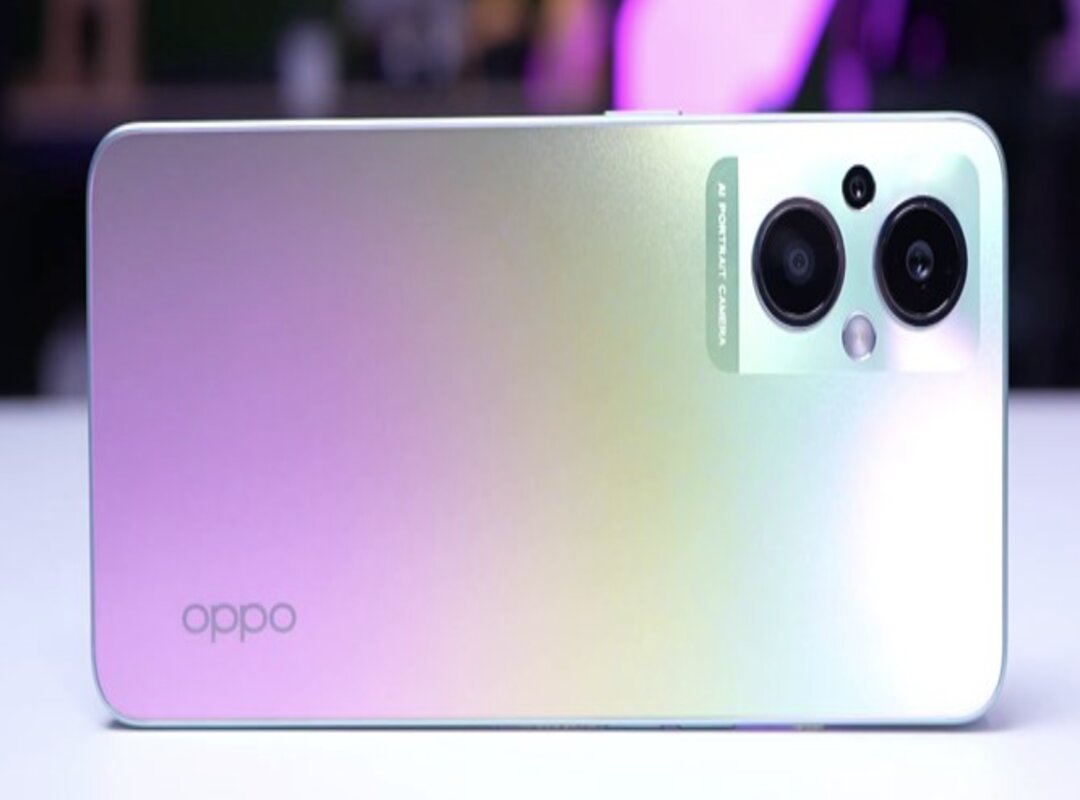 Đánh giá Điện thoại OPPO Reno7: Thiết Kế và Màn Hình