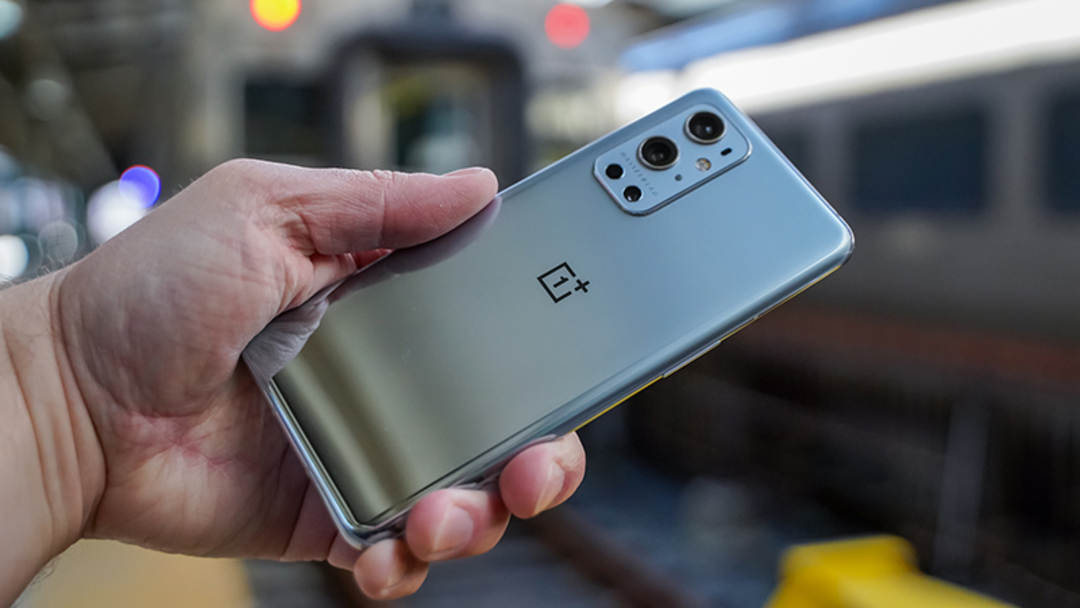 Đánh giá hiển thị trên OnePlus 9