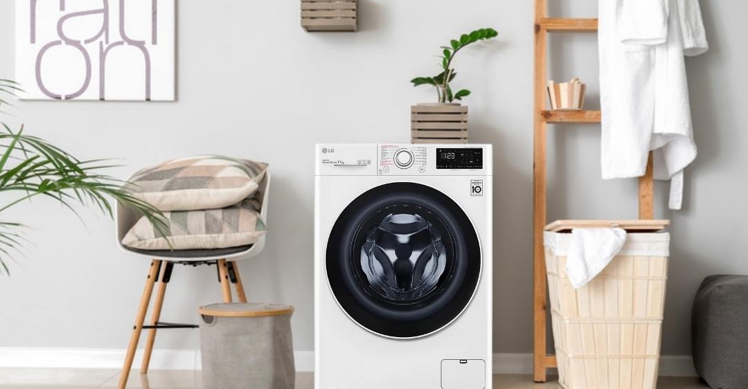 Máy giặt LG F4J5VY2W