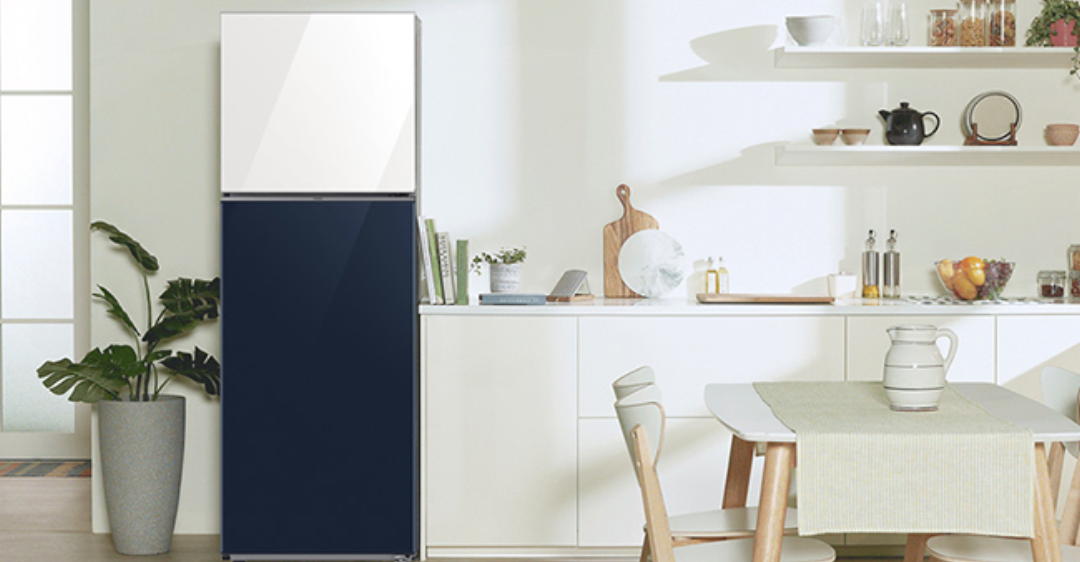 Tủ lạnh 10 triệu Samsung Bespoke Inverter 305 lít RT31CB56248ASV