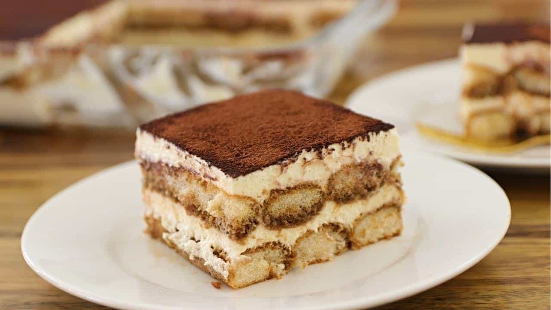 Cách làm tiramisu bằng nồi cơm điện