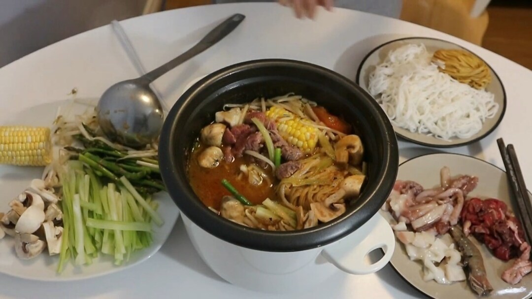 Nấu lẩu bằng nồi cơm điện được không