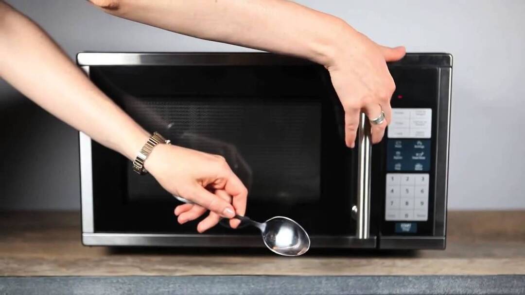 Những thói quen tai hại khi sử dụng lò vi sóng