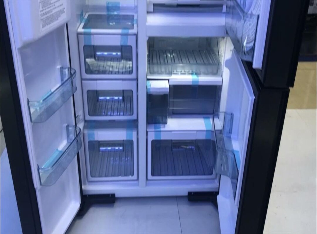 Tủ lạnh Hitachi Inverter 569 lít Side By Side R-MX800GVGV0 GBK