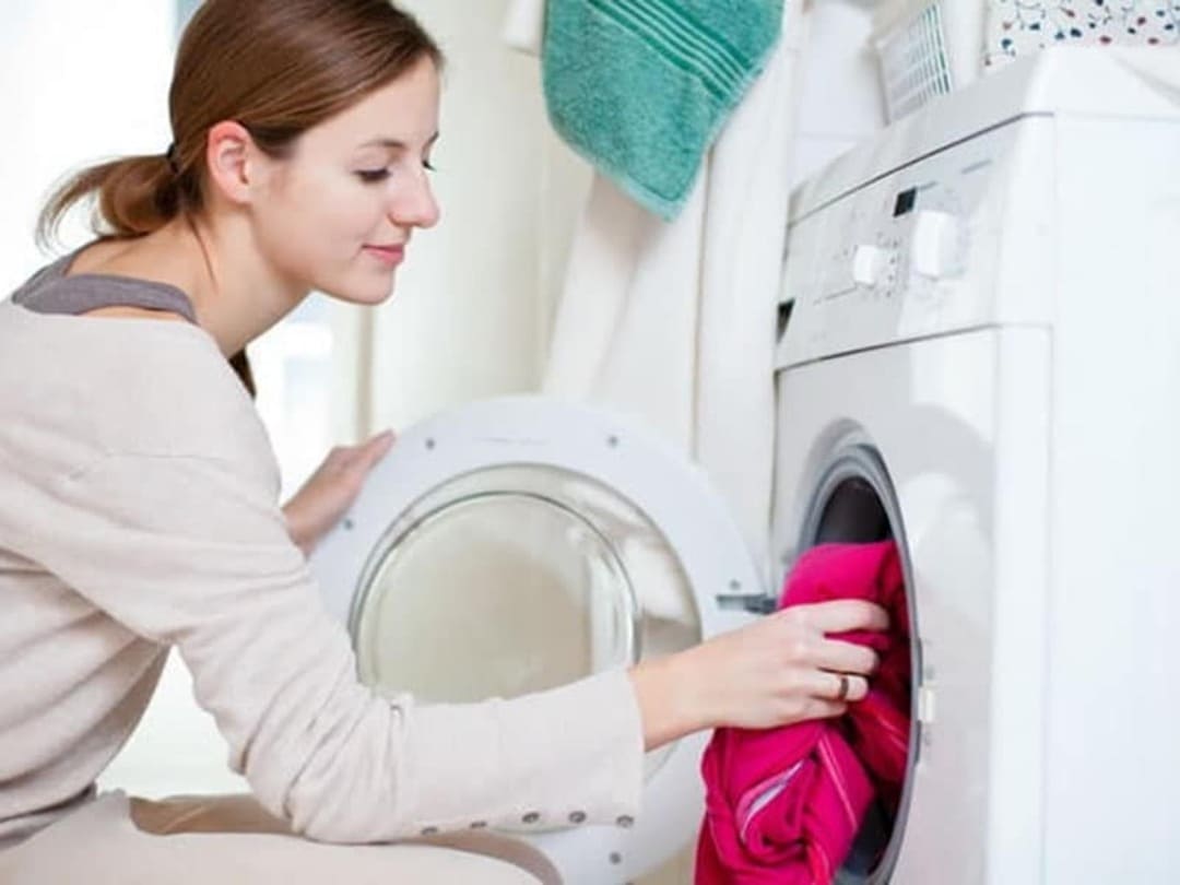 Có nên giặt thảm lông bằng máy giặt không