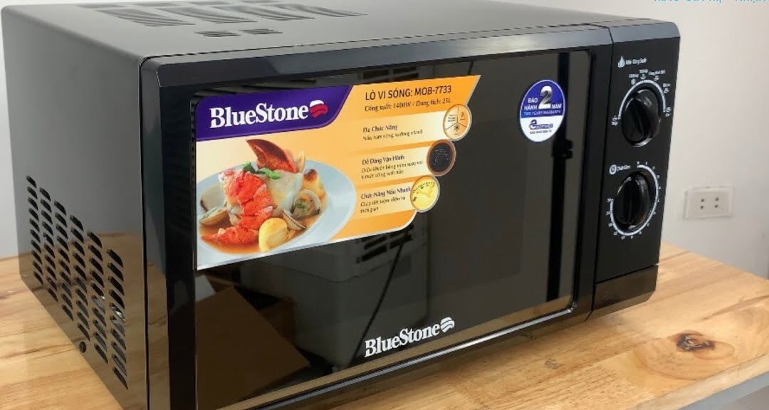 Lò vi sóng BlueStone MOB-7733 25 lít