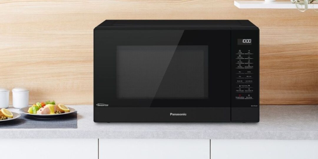 Lò vi sóng Panasonic NN-ST65JBYUE 32 lít