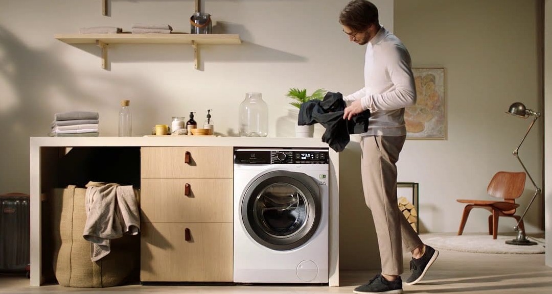 Máy giặt Electrolux EWF1041ZDWA