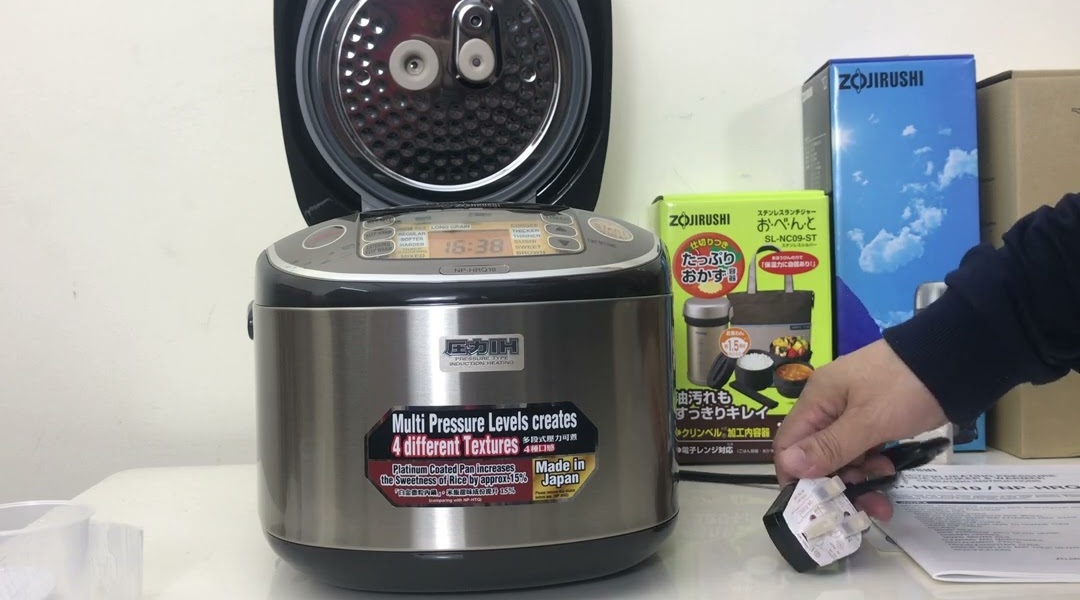 Nồi Cơm Điện Zojirushi NP-HRQ18-XA