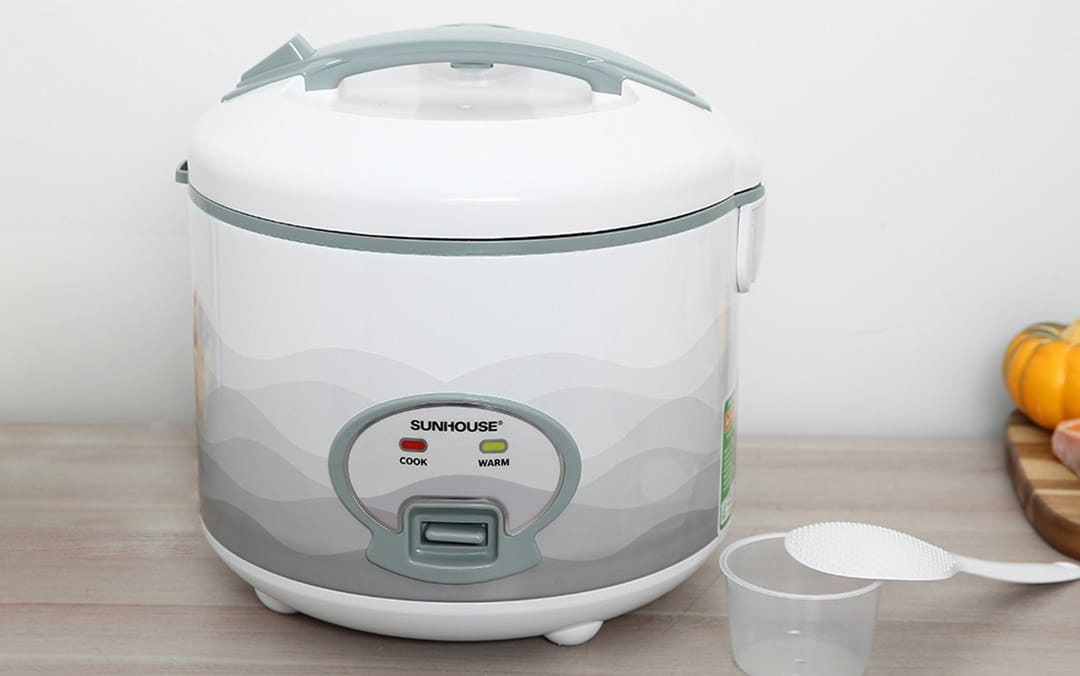 Nồi cơm nắp gài Sunhouse 1.8 lít SHD8658G