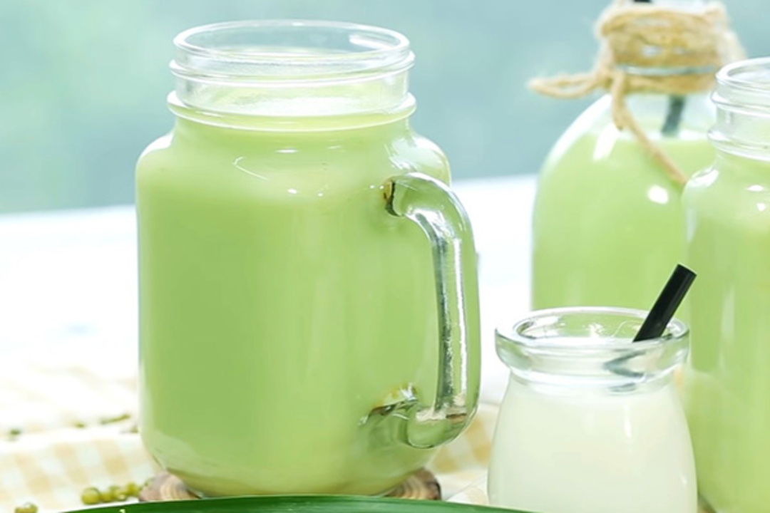 Cách làm sữa đậu xanh bằng máy xay sinh tố