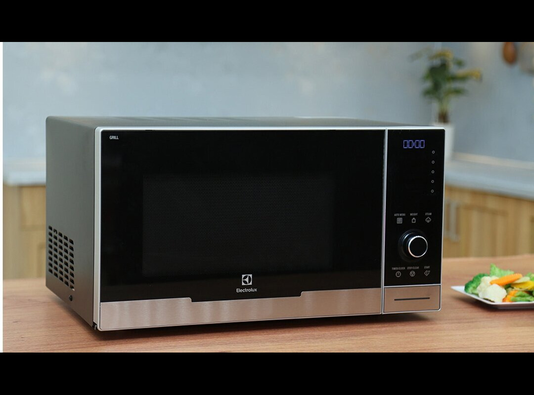 Lò vi sóng có nướng Electrolux EMG30D22BM 30 lít