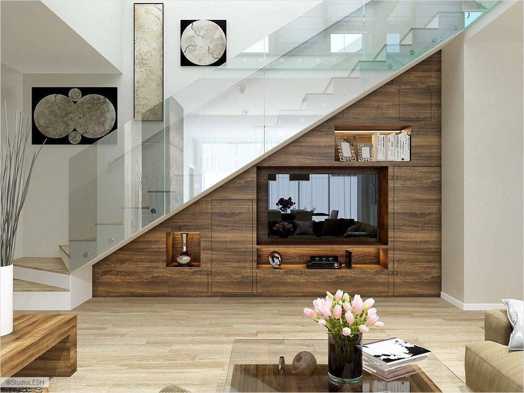 lưu ý khi đặt kệ tivi dưới gầm cầu thang
