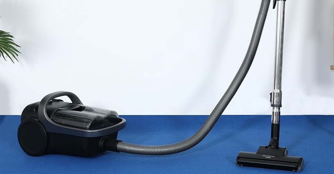 Máy hút bụi dạng hộp Electrolux EC41-6CR