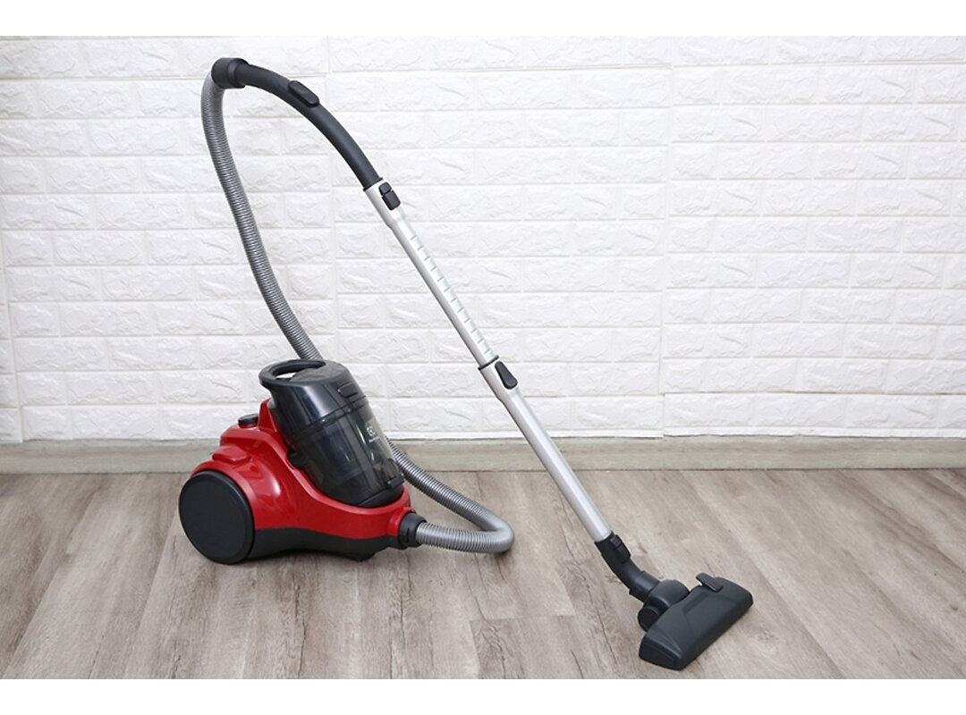 Máy hút bụi dạng hộp Electrolux EC41-6CR