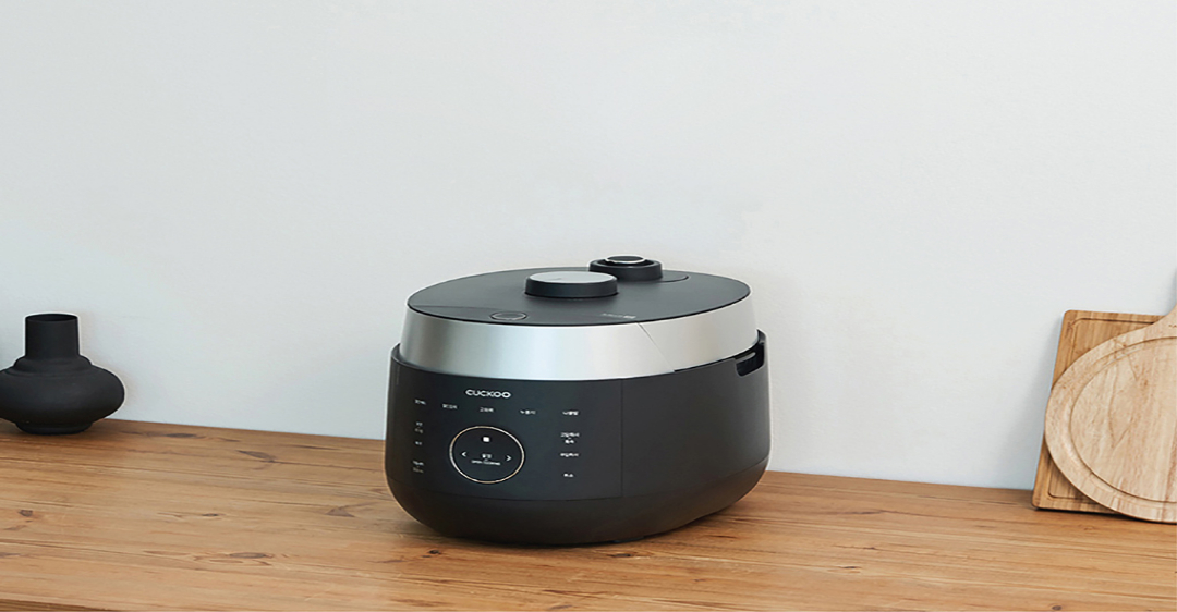 Nồi cơm Cuckoo 1.08 lít CRP-LHTR0609F-BKSIVNCV