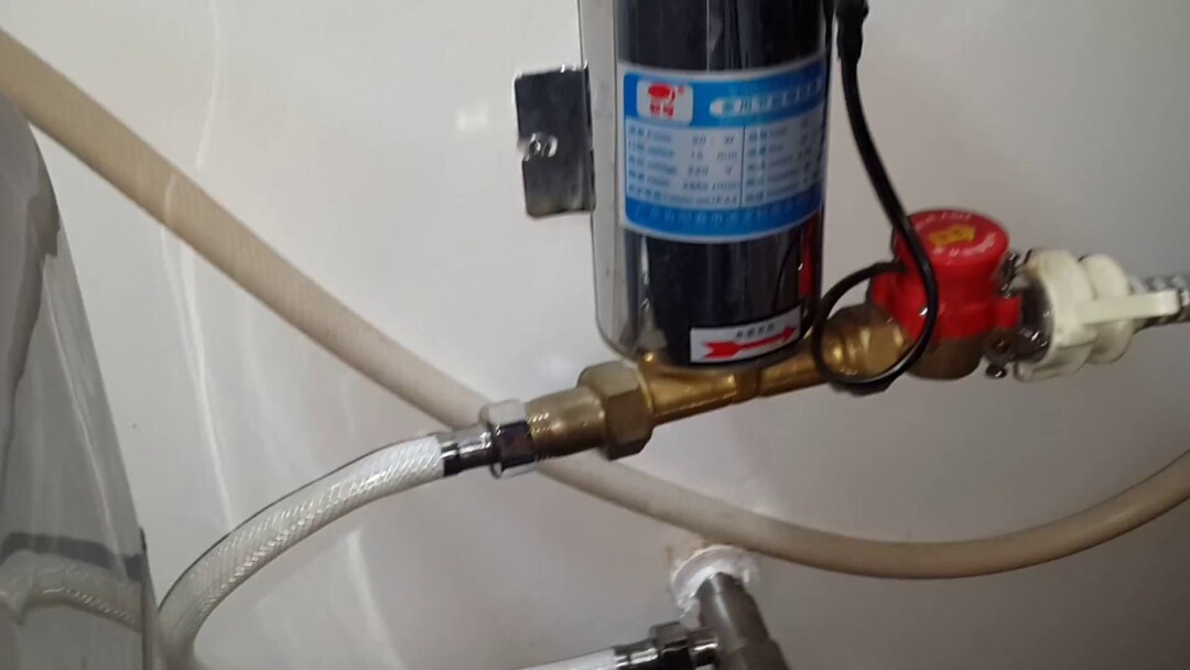 Tại sao cần lắp máy bơm trợ lực cho máy giặt