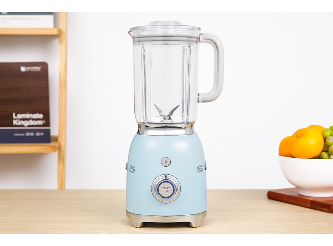 Máy xay sinh tố Smeg BLF01CREU (535.43.635)