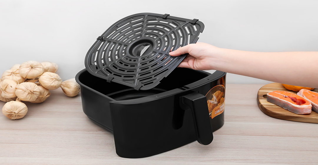 5. Nồi chiên không dầu hơi nước Mishio MK-302 7 lít