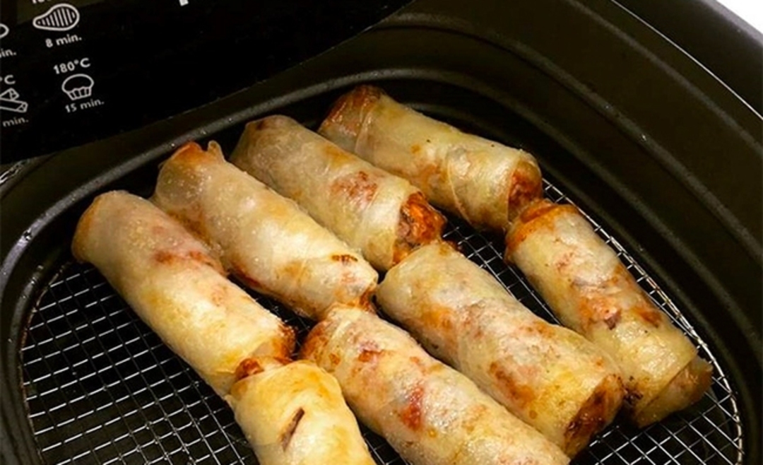 Cách chiên chả giò bằng nồi chiên không dầu
