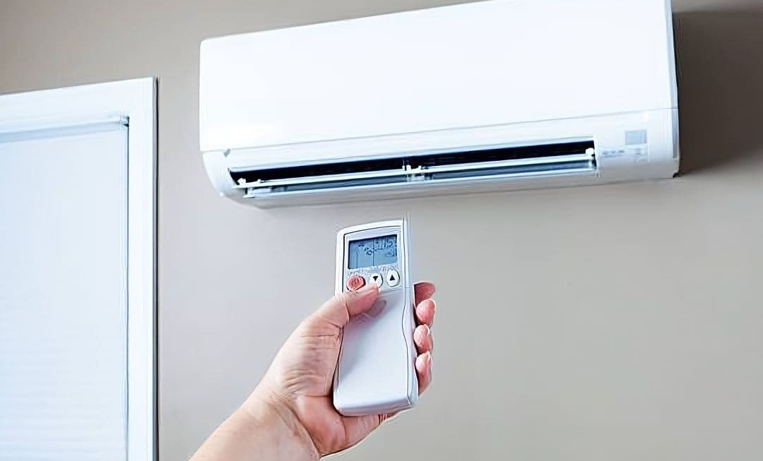 Máy lạnh Mitsubishi báo lỗi E9 là gì