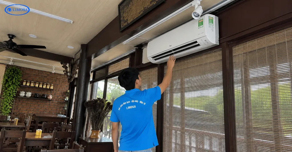 Máy lạnh treo tường quán Cà Phê Xưa làm lạnh nhanh và chạy êm ái sau khi sửa chữa xong