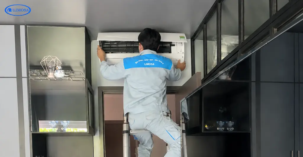Bước 4 lắp vỏ máy và nghiệm thu máy lạnh tại căn hộ chung cư Phúc Thịnh