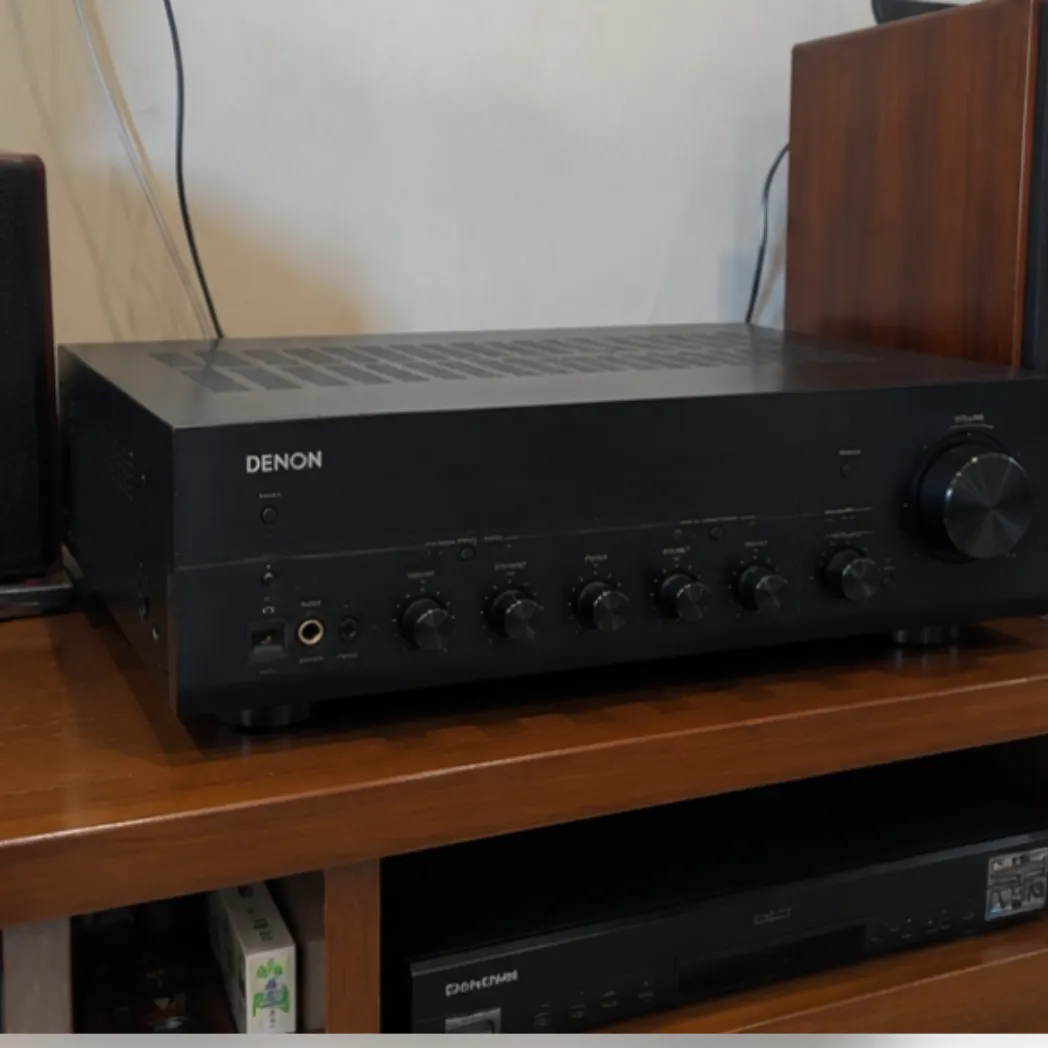 Lâm Thế Anh sửa amply Denon