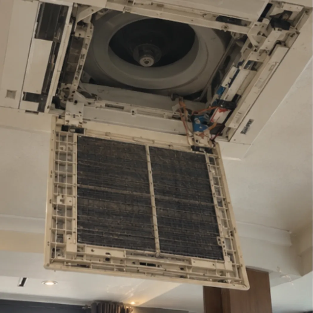 Bảo dưỡng máy lạnh giấu trần nối ống gió Mitsubishi Heavy căn hộ