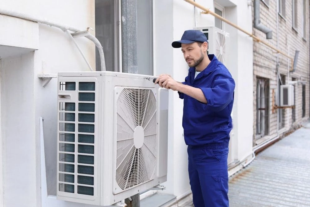Cục nóng điều hòa lúc chạy lúc không