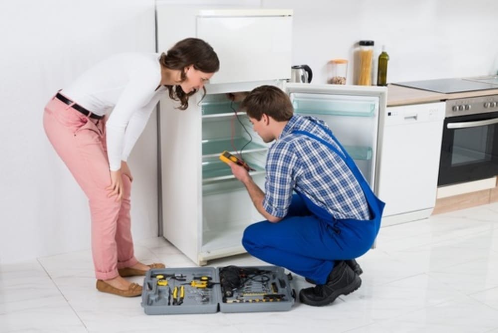 sửa tủ lạnh sanyo bị đóng tuyết